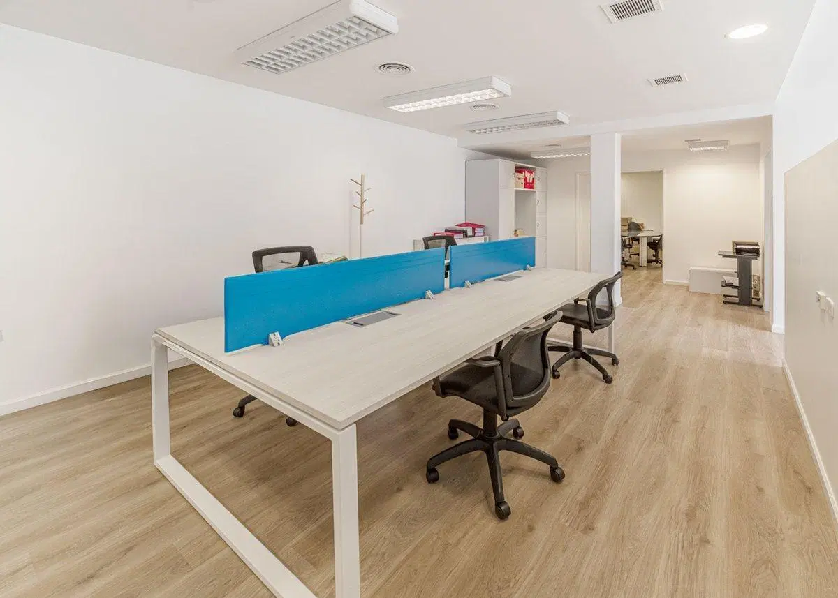 Venta OFICINAS refaccionadas en Retiro 5