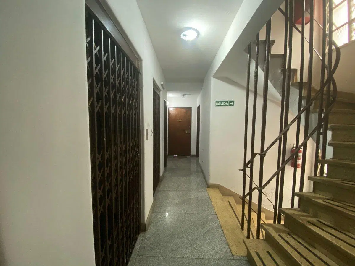 Alquiler Monoambiente Cocina y Baño Refaccionado 5
