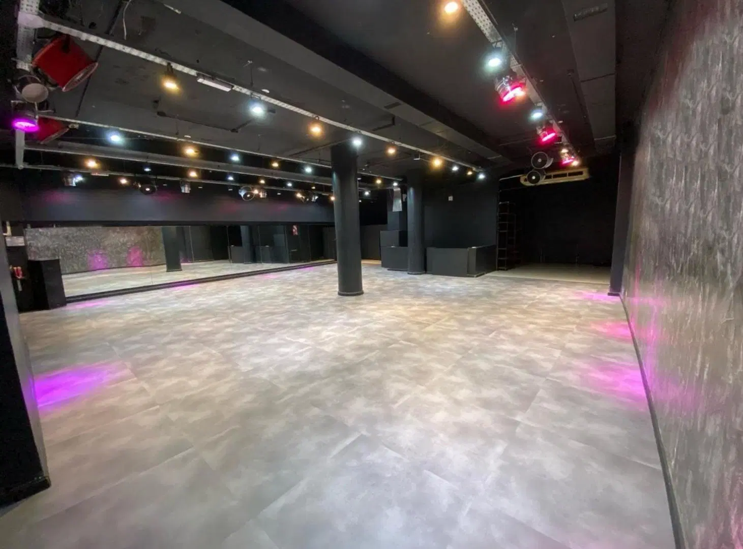 OPORTUNIDAD DE INVERSIÓN-LOCAL COMERCIAL EN VENTA 4