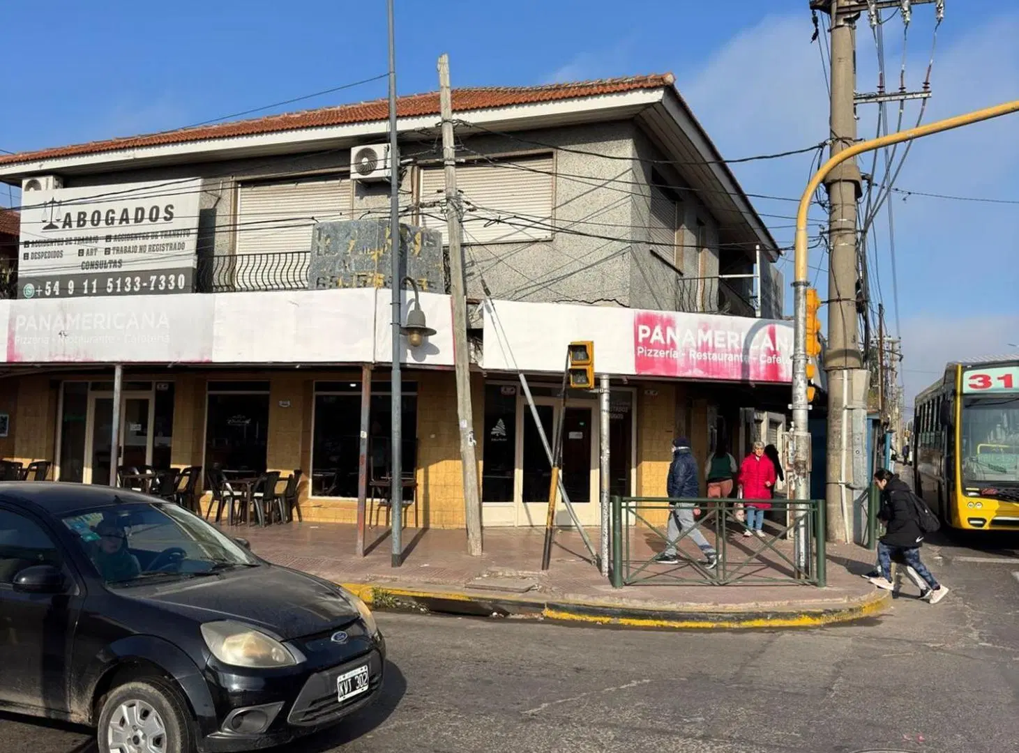 Venta edif. bloque H. Irigoyen y Panamericana 4
