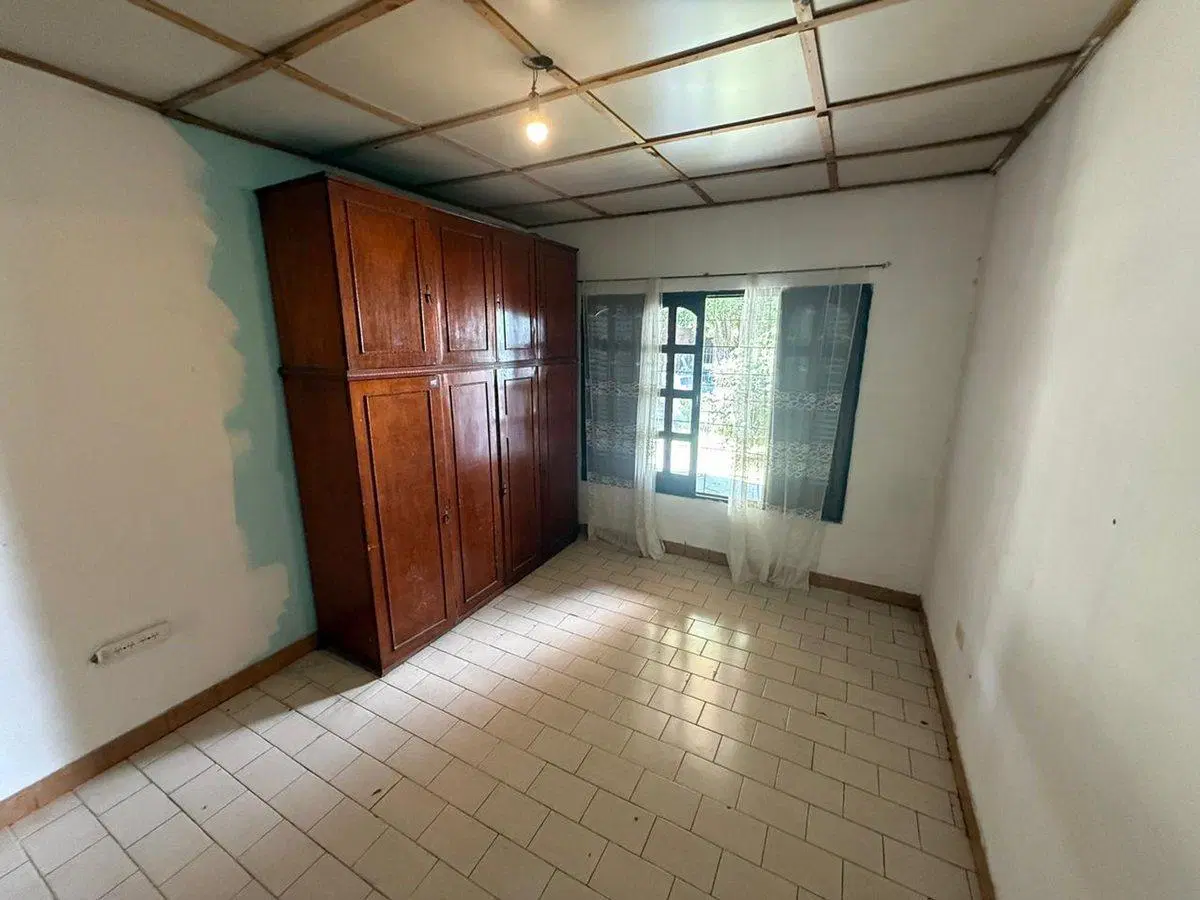 VENTA CASA TIPO LOFT C/ JARDIN Y GARAGE LA TABLADA 4