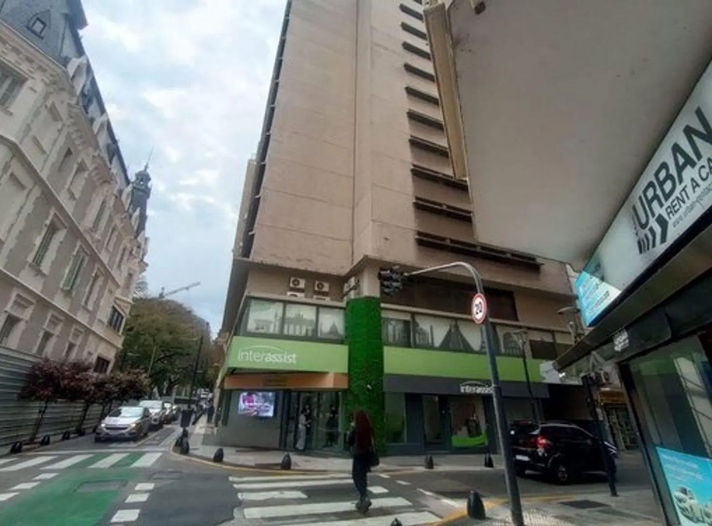ALQUILER COCHERA FIJA RETIRO 2