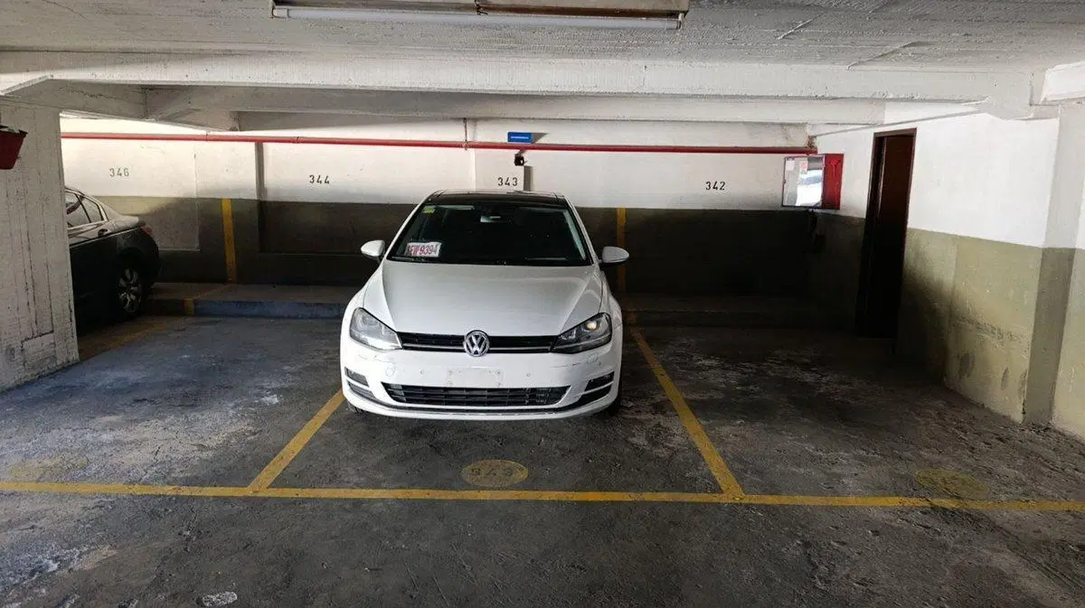 VENTA COCHERA 13 M2 -  MICROCENTRO 2