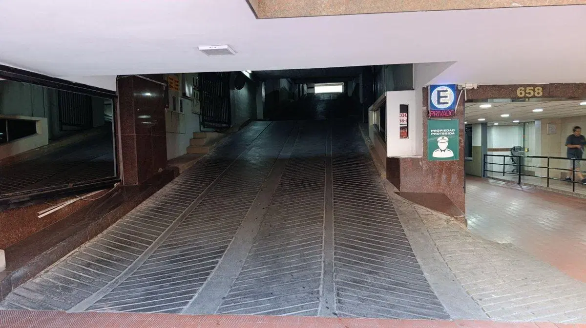 VENTA COCHERA 13 M2 -  MICROCENTRO 3