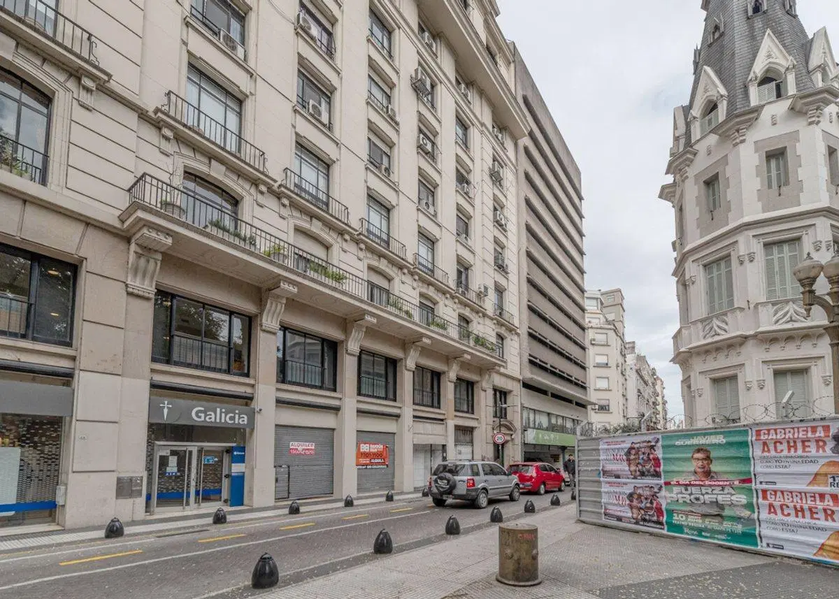 Venta OFICINAS refaccionadas en Retiro 2