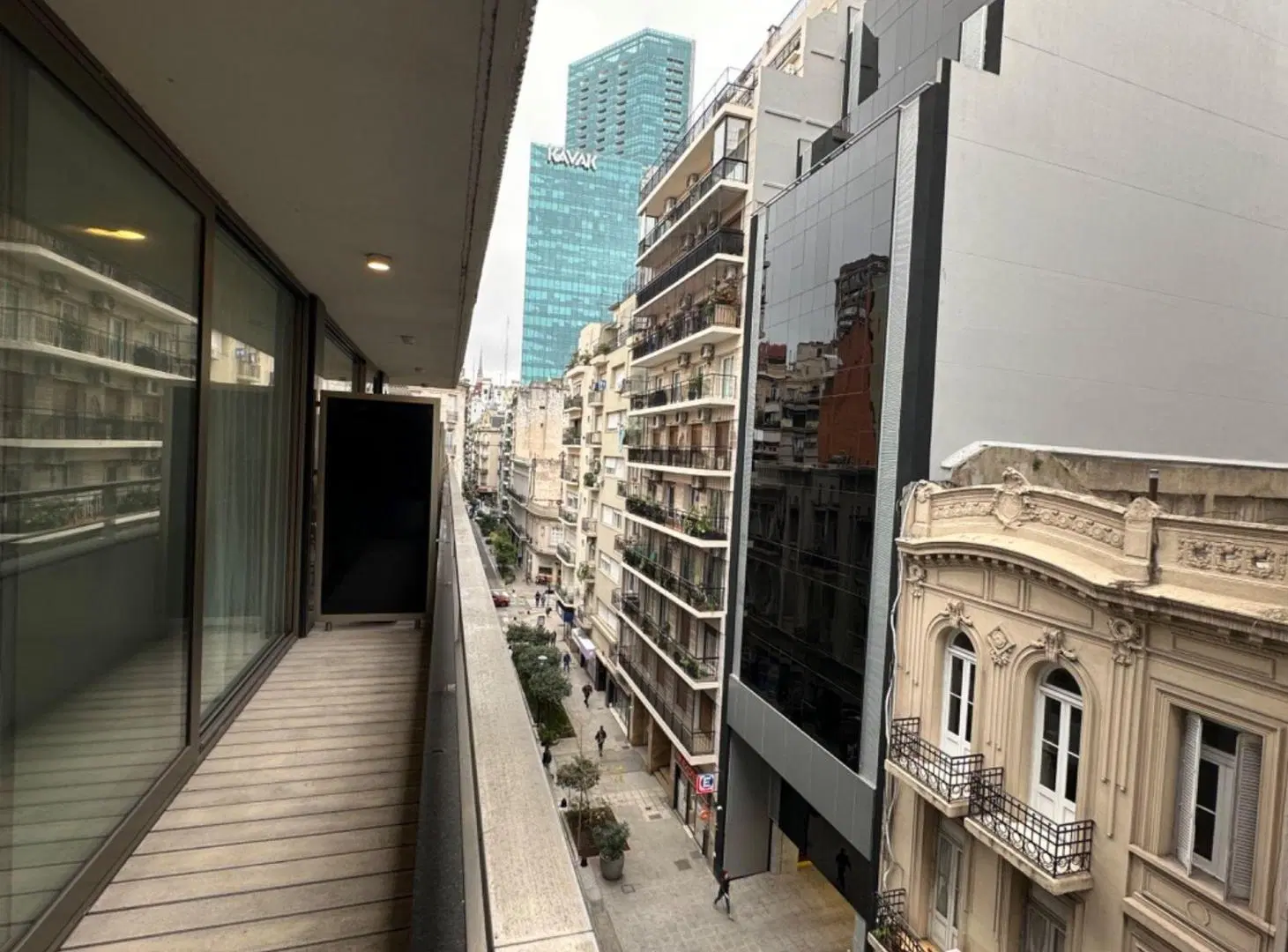 Alquiler Dpto-Oficina de categoría Palacio Paz XXI 4