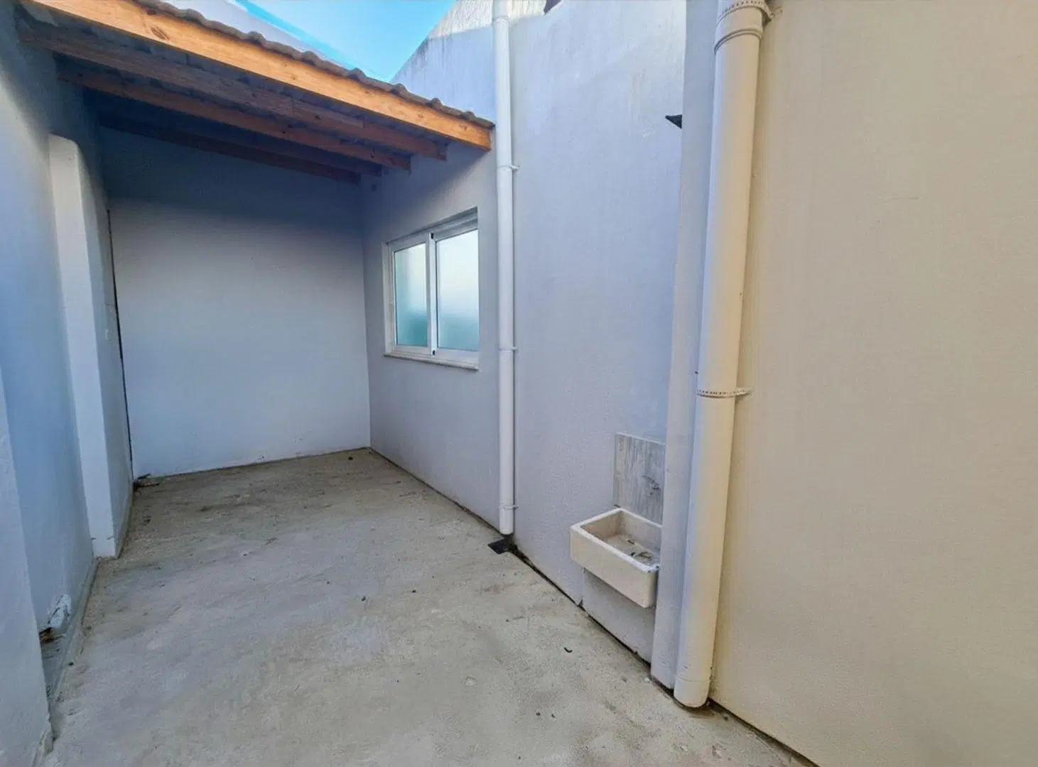 VENTA LOCAL CON OPCIÓN VIVIENDA-SARANDÍ-AVELLANEDA 8