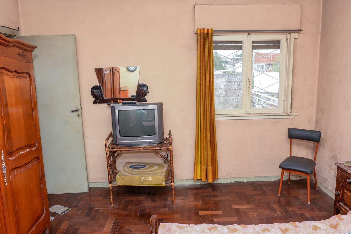 Foto de Venta Casa con Garage / Taller - Quilmes, imagen 1