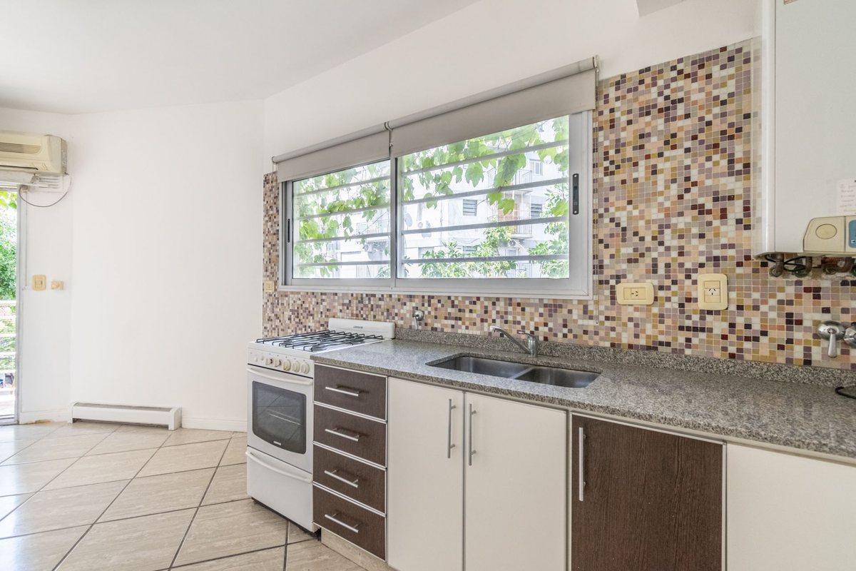 Foto de venta PH 2 ambientes terraza privada cochera, imagen 2