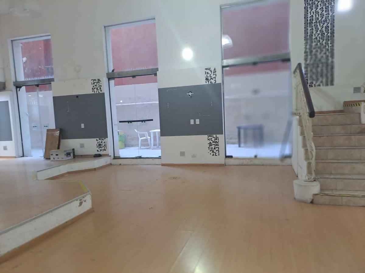 Foto de VENTA EXCLUSIVO LOCAL COMERCIAL/VIVIENDA - RETIRO, imagen 1