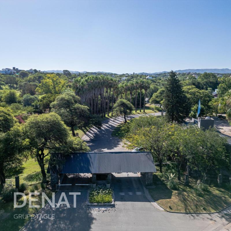 MÁXIMA PRIVACIDAD | Imponente Lote de 1.594 m² en Estancia Q2