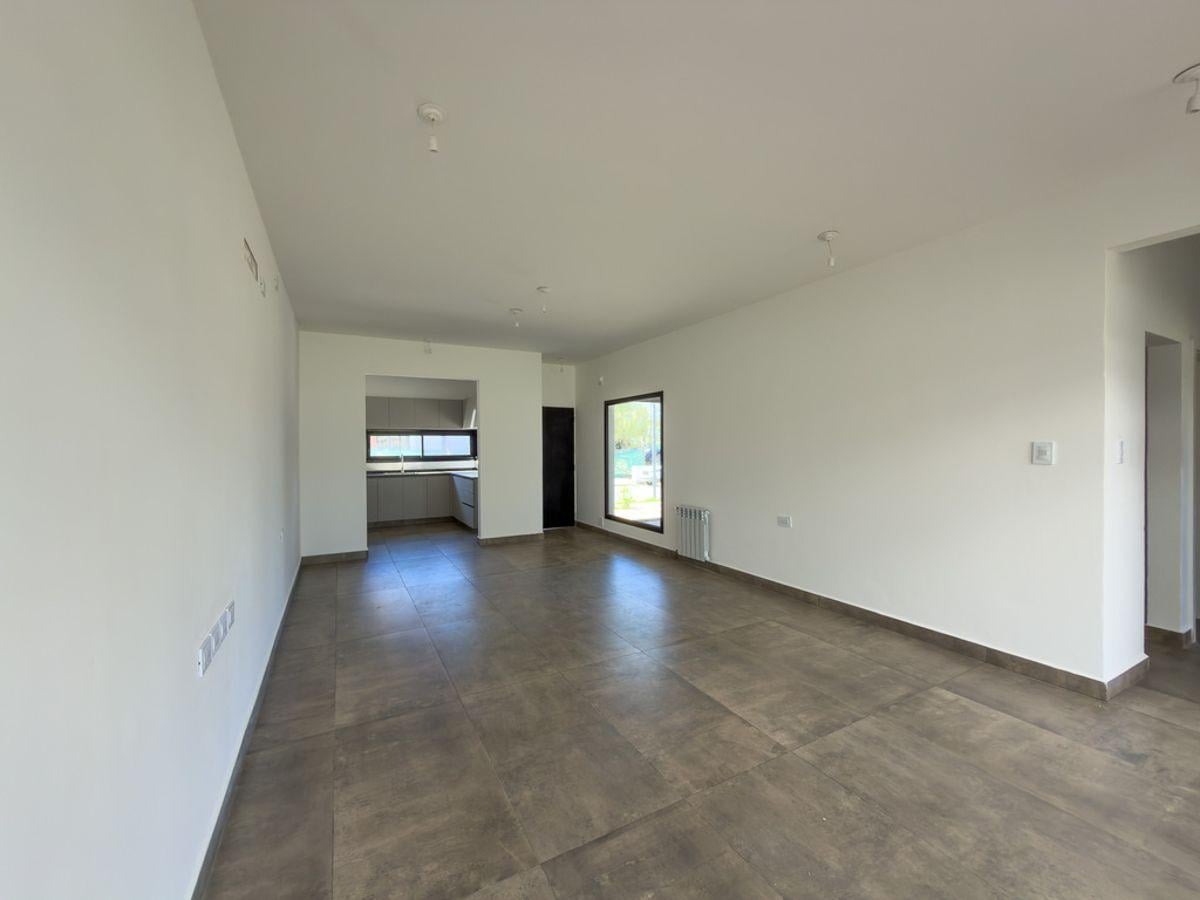 Foto de Excelente Casa de 2 Dormitorios en 1 Planta | 110 m² Cubiertos – Nuevo, imagen 4