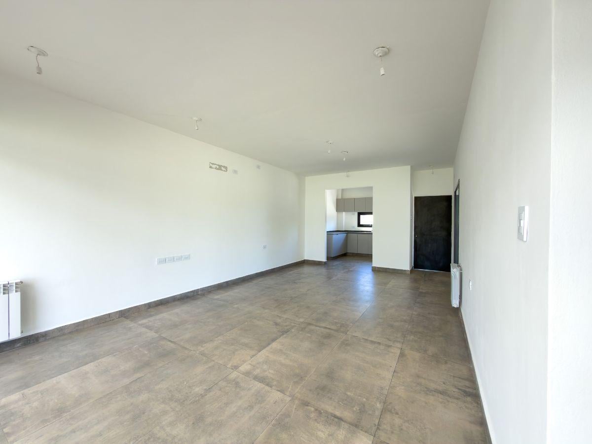 Foto de Excelente Casa de 2 Dormitorios en 1 Planta | 110 m² Cubiertos – Nuevo, imagen 3