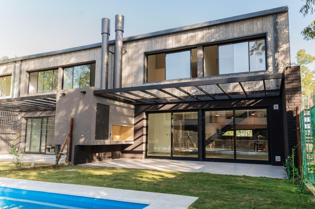 Foto de Dúplex A Estrenar con PILETA Y ASADOR | 3 Dorm (1 Suite) + Cochera, imagen 1