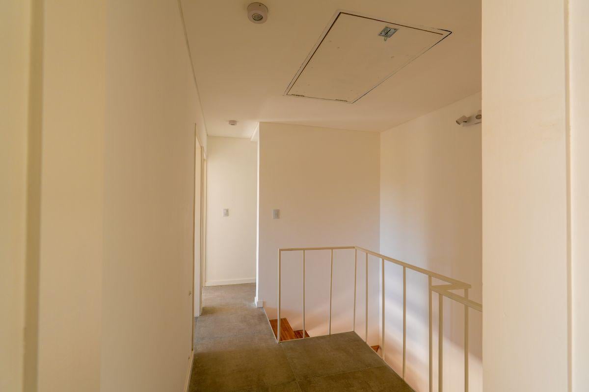 Foto de Casa a estrenar en 2 niveles| 3 dorm (1 suite), cochera doble y asador, imagen 5