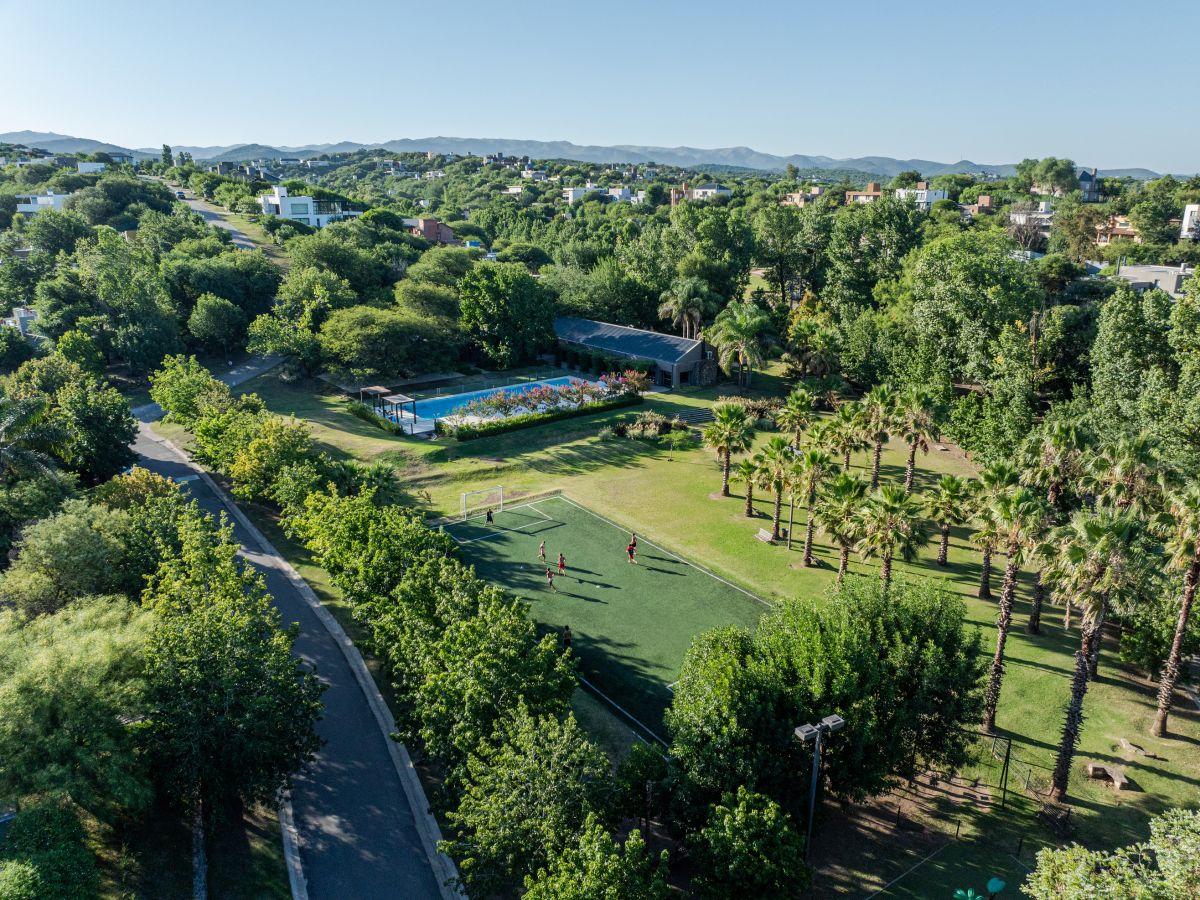 Foto de Lote residencial con excelente ubicación en Estancia Q2 | 1.192 m², imagen 2