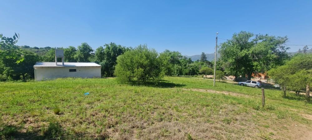 Venta de Terreno de 1.013 m² en Complejo Cerrado Villa Parque Siquiman! Prop 4