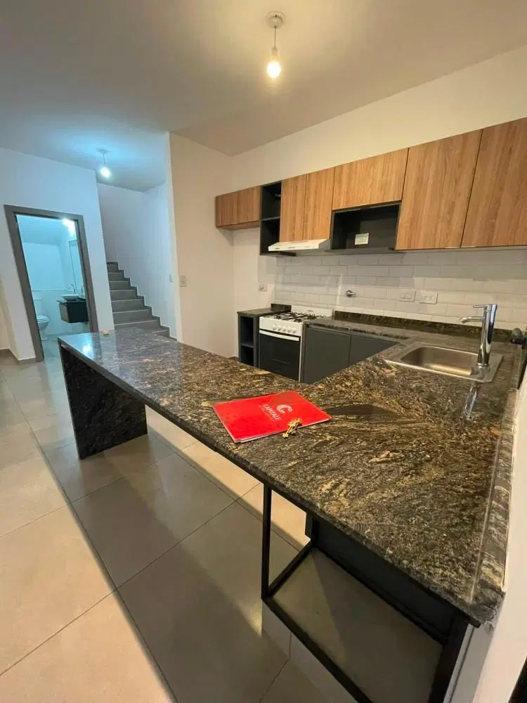 DUPLEX EN RINCONES DE MANANTIALES!!
SE VENDE DUPLEX EN EL CORAZON DE RINCONES 3