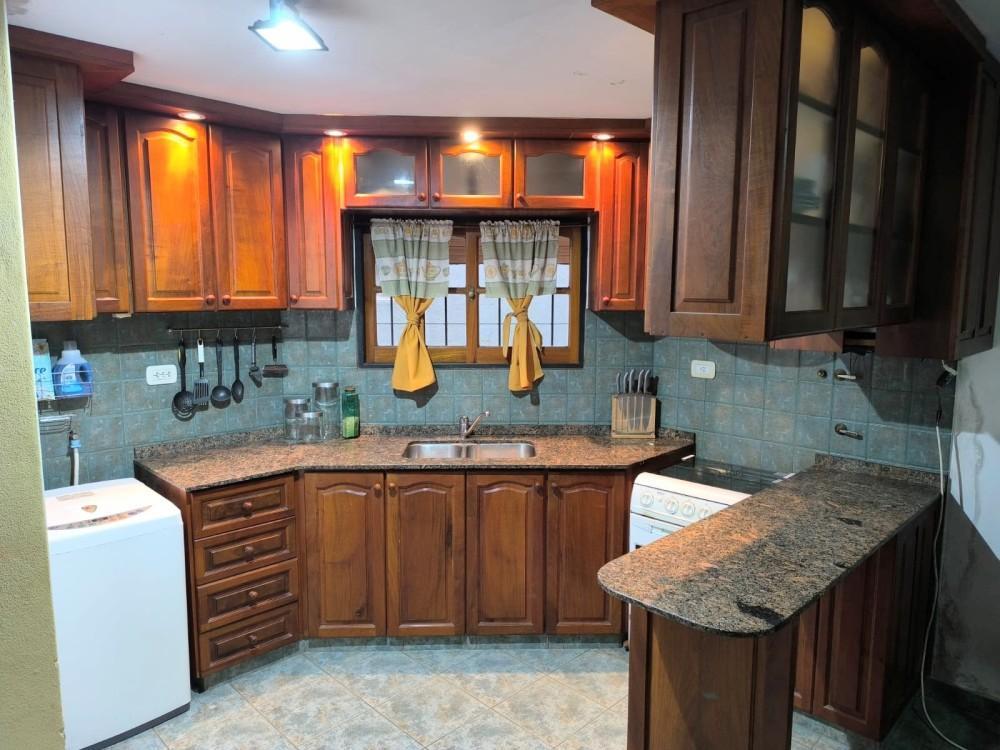 Foto de CASA EN VENTA - EL TALAR DE MENDIOLAZA A media cuadra de Av Tissera, imagen 5
