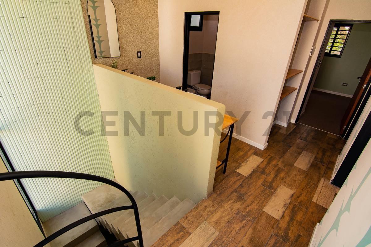 Venta Casa de 3 Dormitorio en Barrio Refinerias, Rosario | Canning 200 2
