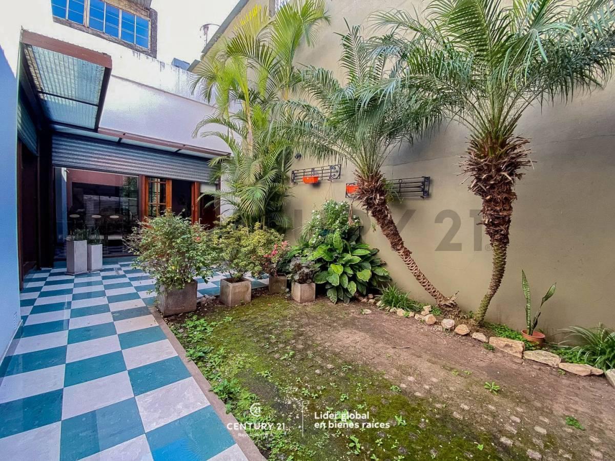 Venta Casa | 4 Dorm., 3 Baños, Patio, Terraza y Cochera 5