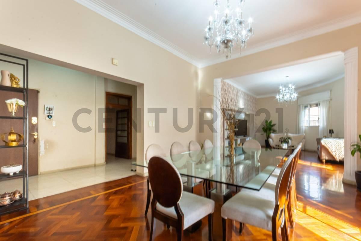 Venta Departamento de 5 Dorm. en El Centro de Rosario. 4