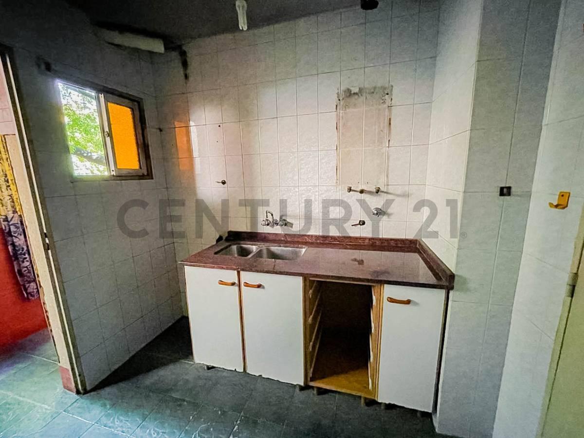Venta Departamento 3 Dorm. Pje Apóstoles 1205. 2