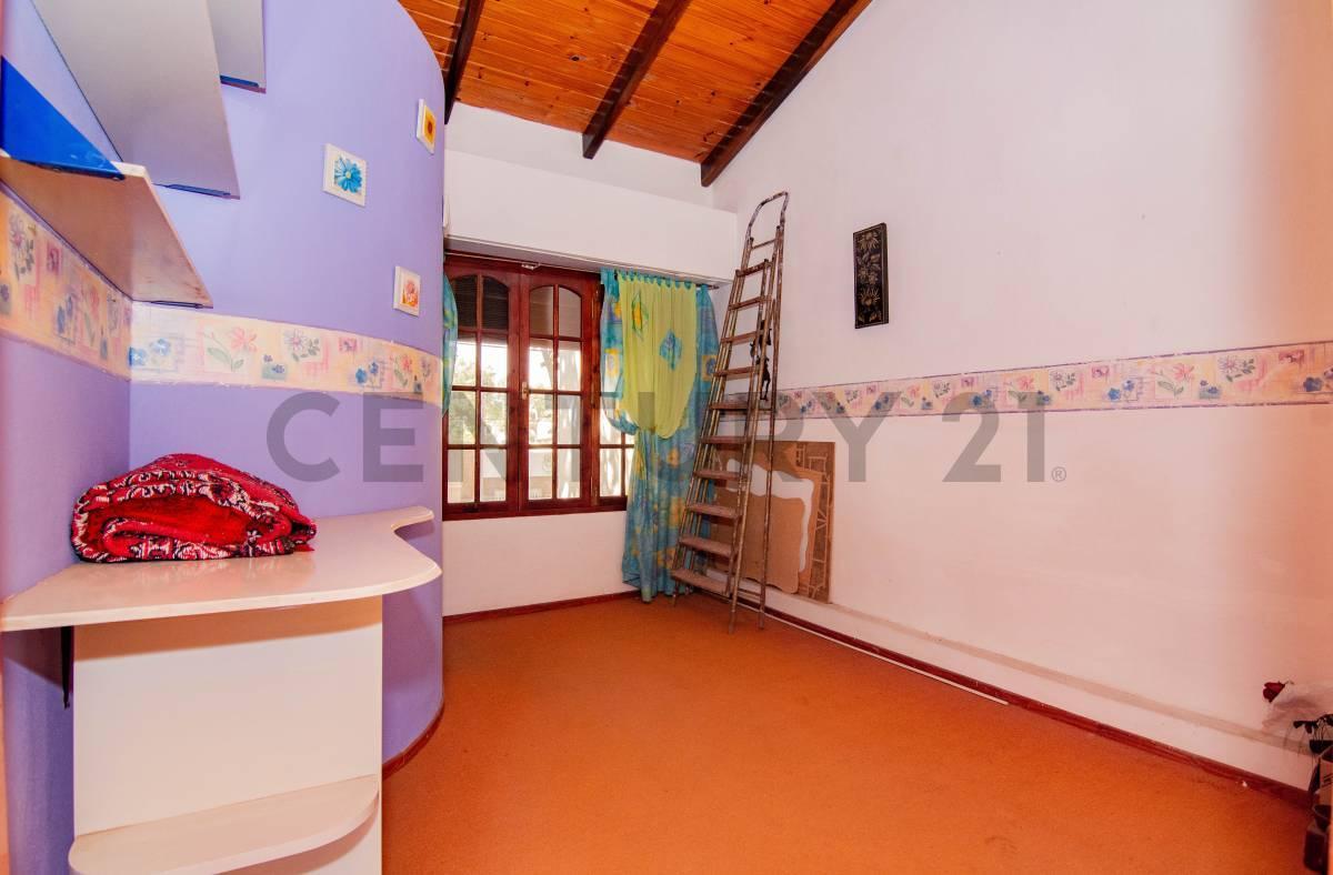 Venta - Casa 3 Dorm. - Gro. Baigorria - Moreno 234 5