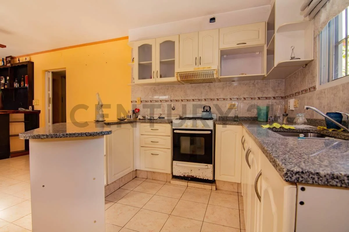 Venta - Casa 3 Dorm. - Gro. Baigorria - Moreno 234 3
