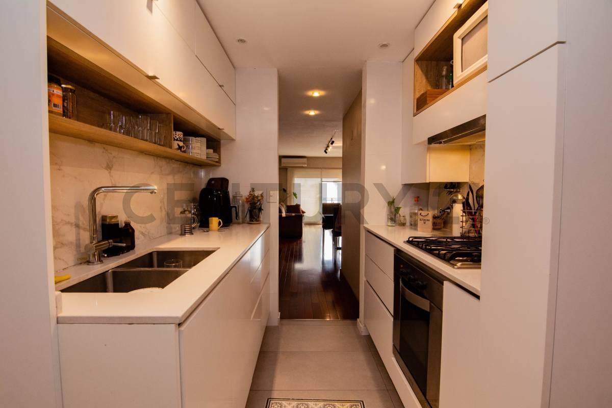 Venta Departamento de 3 Dorm. y Cochera en El Centro 4
