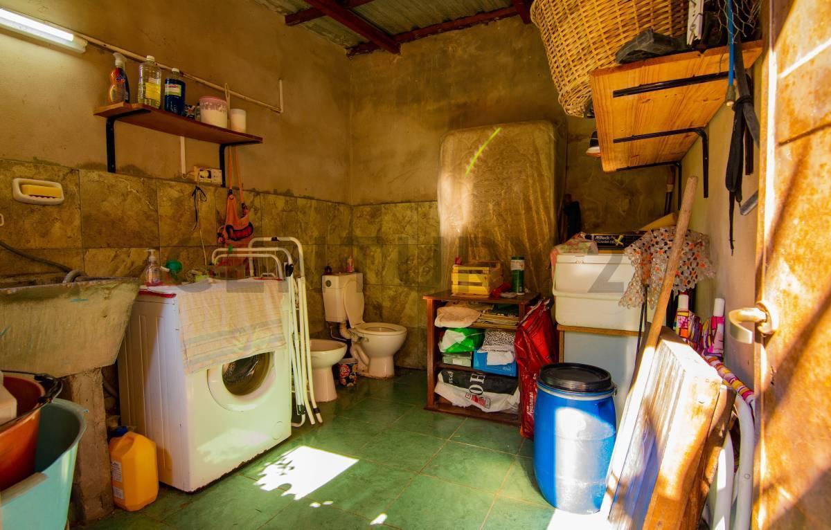 Vendo Casa 3 Dorm. con Parque y Pileta en Granadero Baigorria, Barrio Los Pinos. 5
