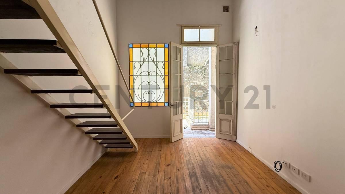Venta Departamento de 1 dormitorio dúplex con 2 patios | Centro, Rosario