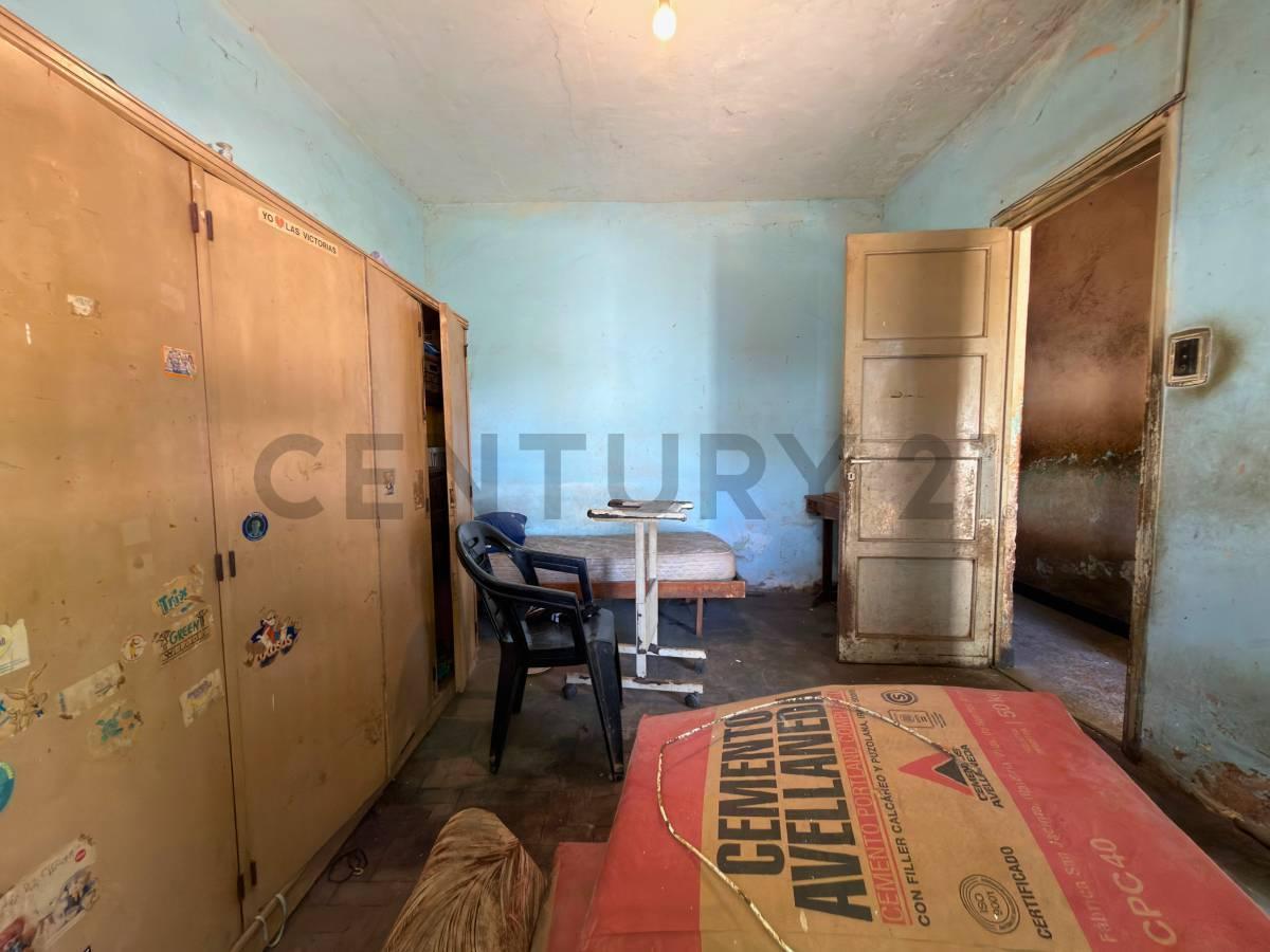 Foto de Venta Casa de 2 Dormitorios A reciclar en Ludueña, Rosario, imagen 3