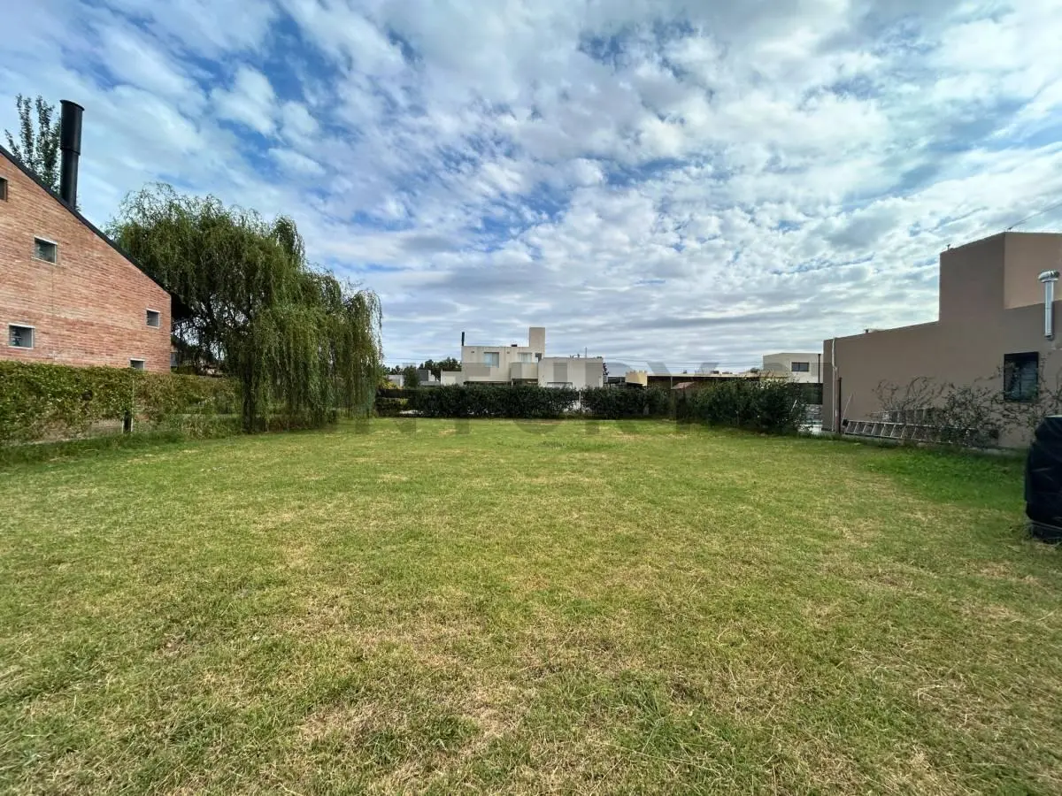 Venta Lote en El Molino, Roldán 3