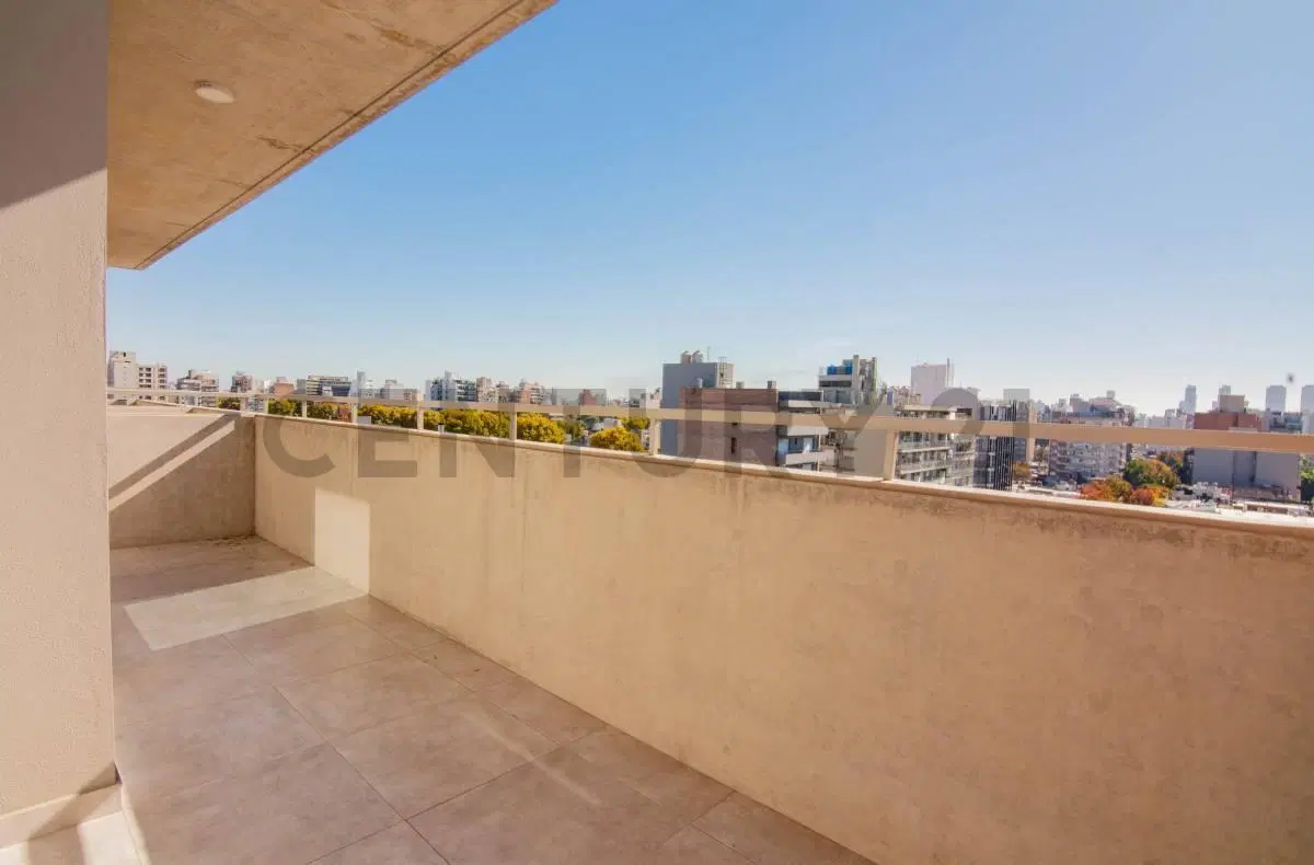 Venta Departamento de 2 Dormitorios con balcón al frente en Lourdes, Rosario 4