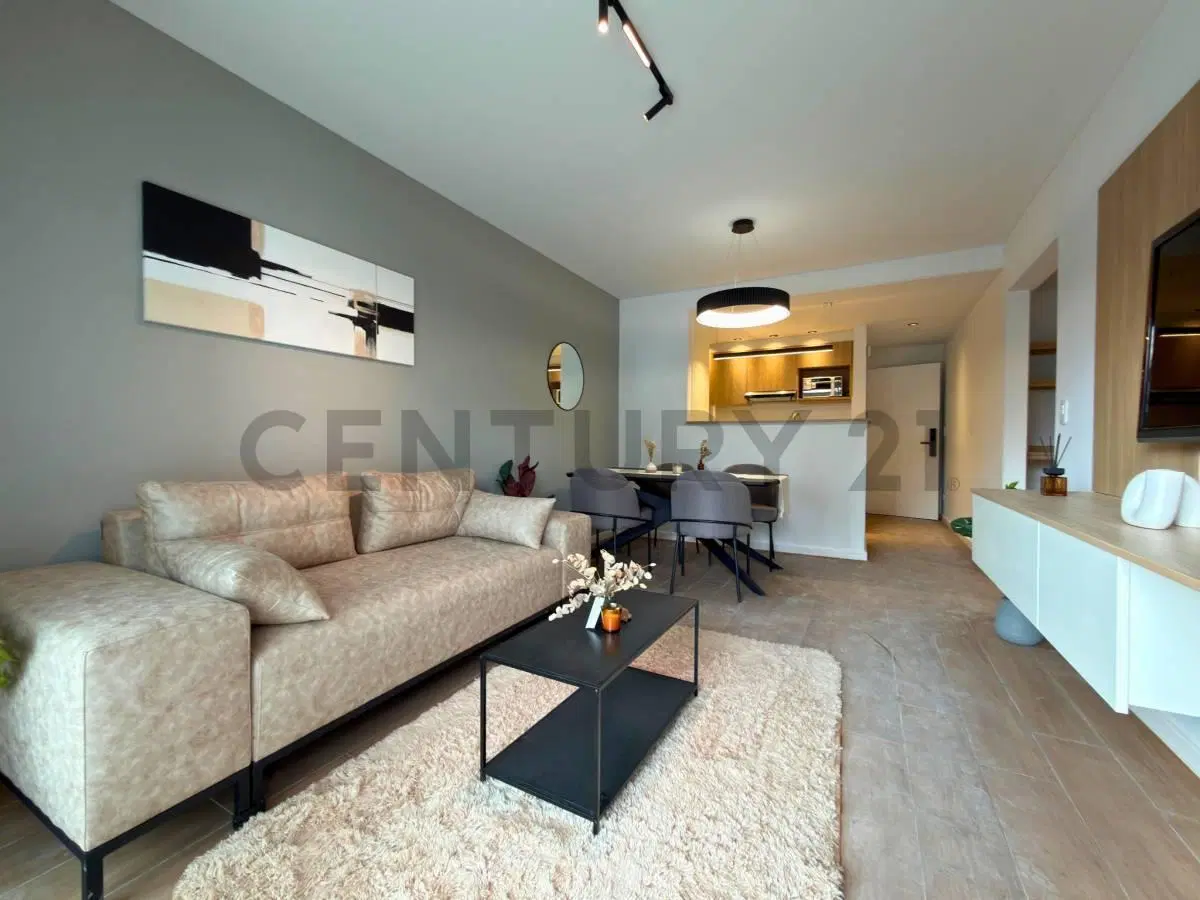 Venta Departamento 1 dormitorio con balcón y amenities en Centro, Rosario 2