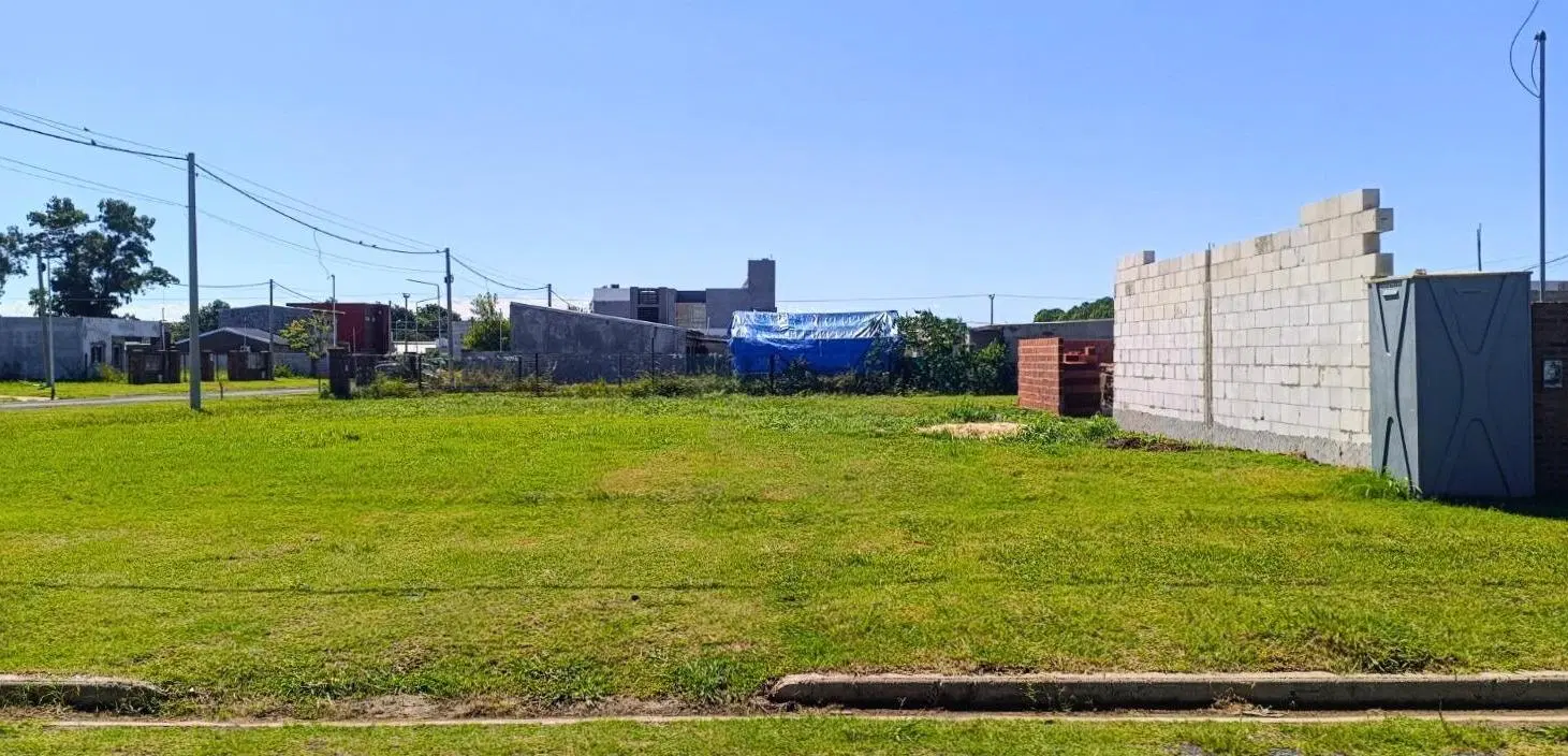 Venta Lote en Eco Pueblo, Alvear 3