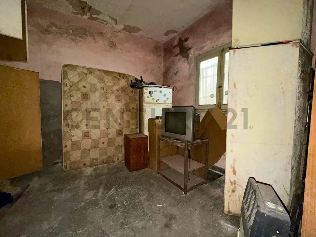 Venta Casa de 2 Dormitorios A reciclar en Ludueña, Rosario 3