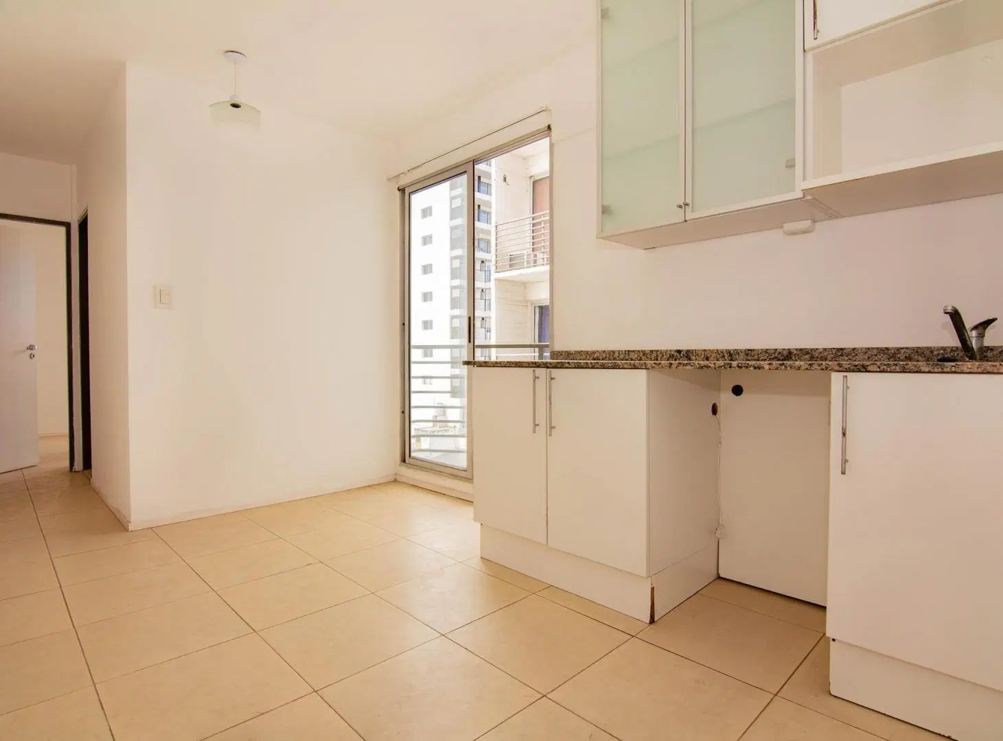 Venta Departamento de 1 Dormitorio con doble balcón en Arroyito, Rosario 5