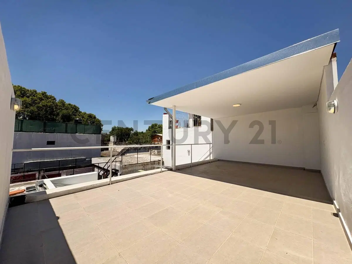 Venta Loft con terraza exclusiva en España y Hospitales, Rosario 2
