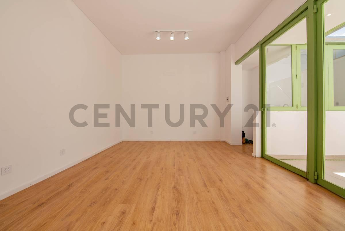 Venta Loft con terraza exclusiva en España y Hospitales, Rosario