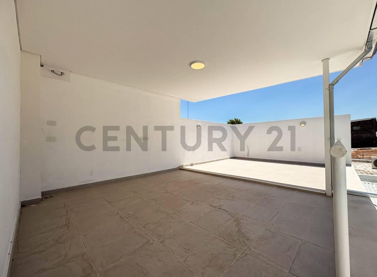 Venta Loft con terraza exclusiva en España y Hospitales, Rosario