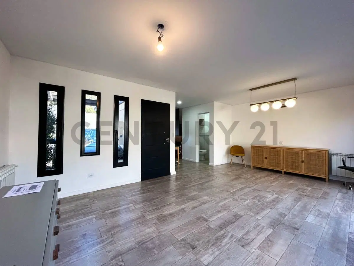 VENTA Casa Dúplex de 2 Dormitorios en Fisherton 4