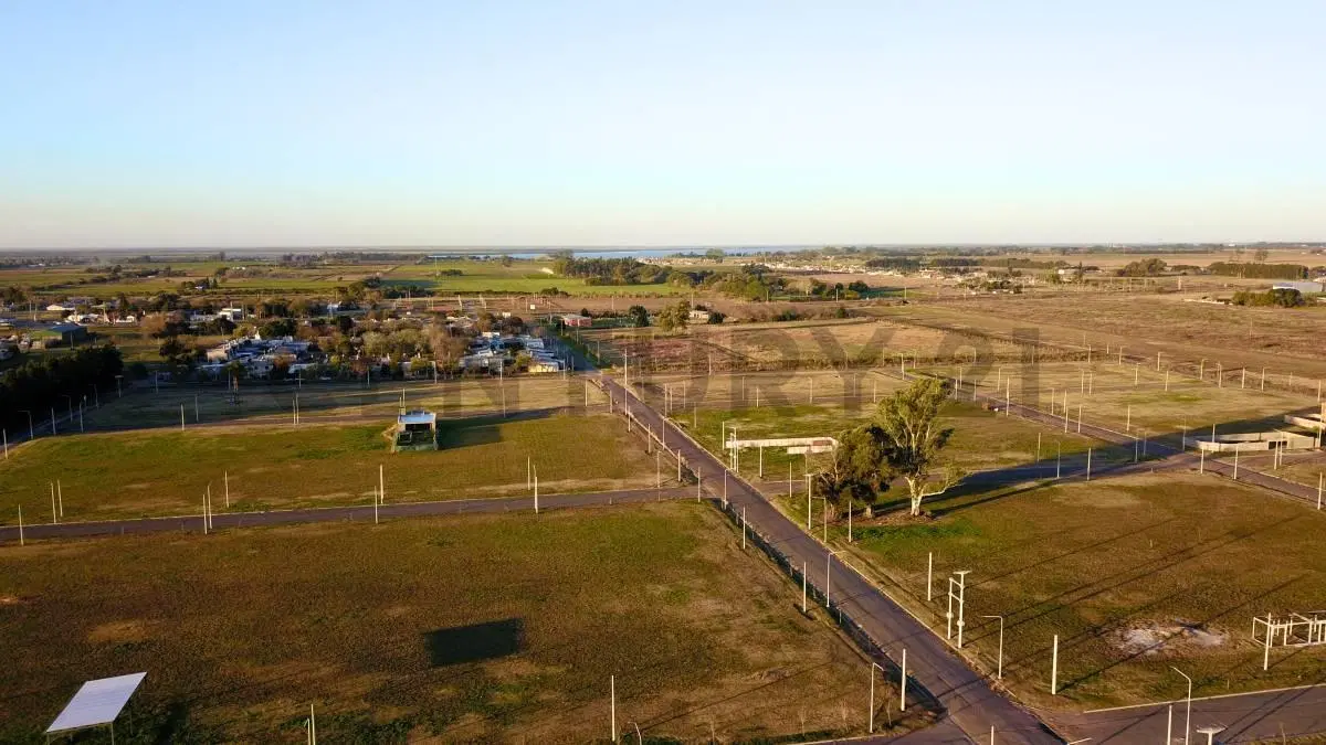 Venta Lote amplio con Casa a terminar en Francisco I, Arroyo Seco 5