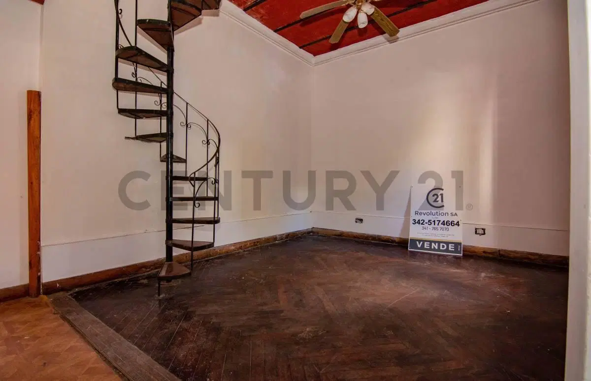 Venta Casa de 3 Dormitorios con cochera y quincho en Arroyito, Rosario 8