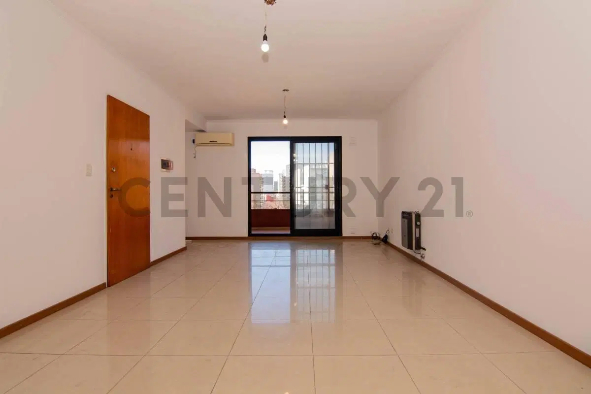 Venta Departamento de 2 Dormitorios con cochera en Echesortu, Rosario 5