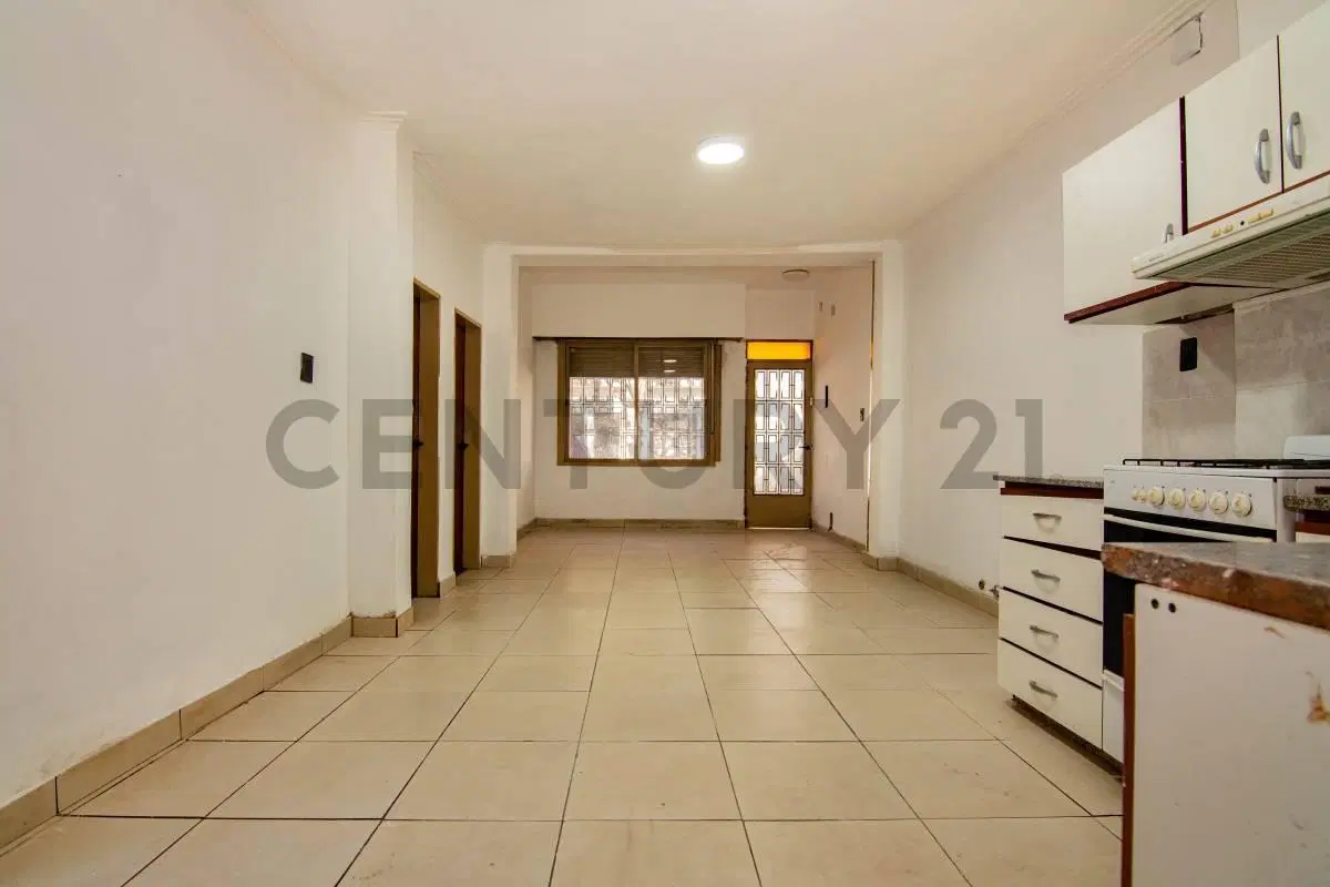 Venta Casa de 2 Dormitorrios en Cinco Esquinas, Rosario 2