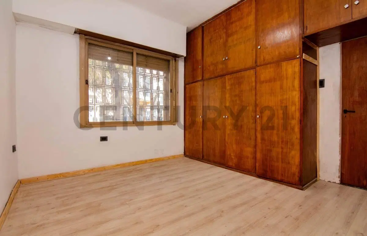Venta Casa de 2 Dormitorrios en Cinco Esquinas, Rosario 4