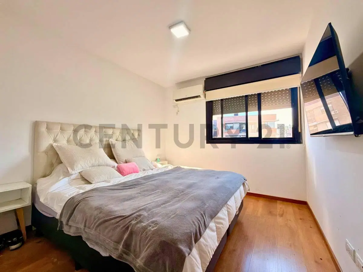 Venta Departamento de 2 Dormitorios + Cochera en Palos Verdes 3