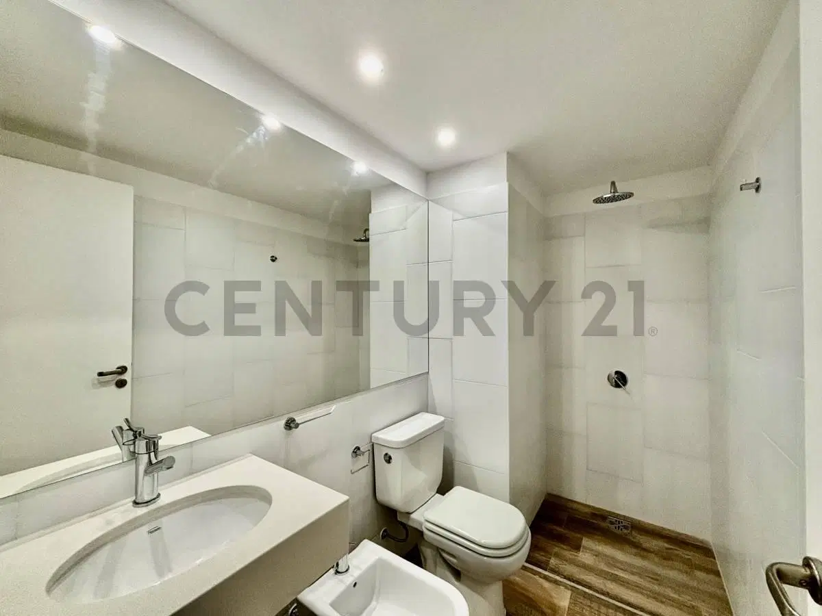 Venta Departamento de 1 Dormitorio a estrenar con balcón en Barrio Lourdes, Rosario 4